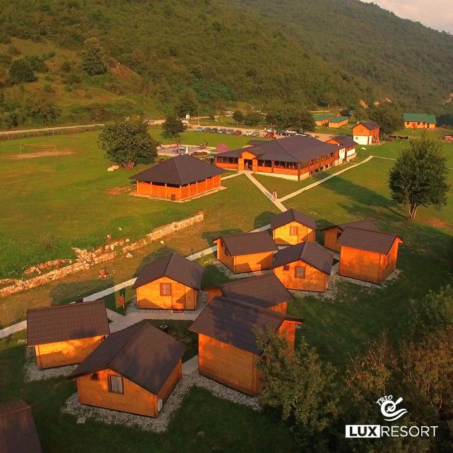 פוצ'ה Trio Lux Resort מראה חיצוני תמונה